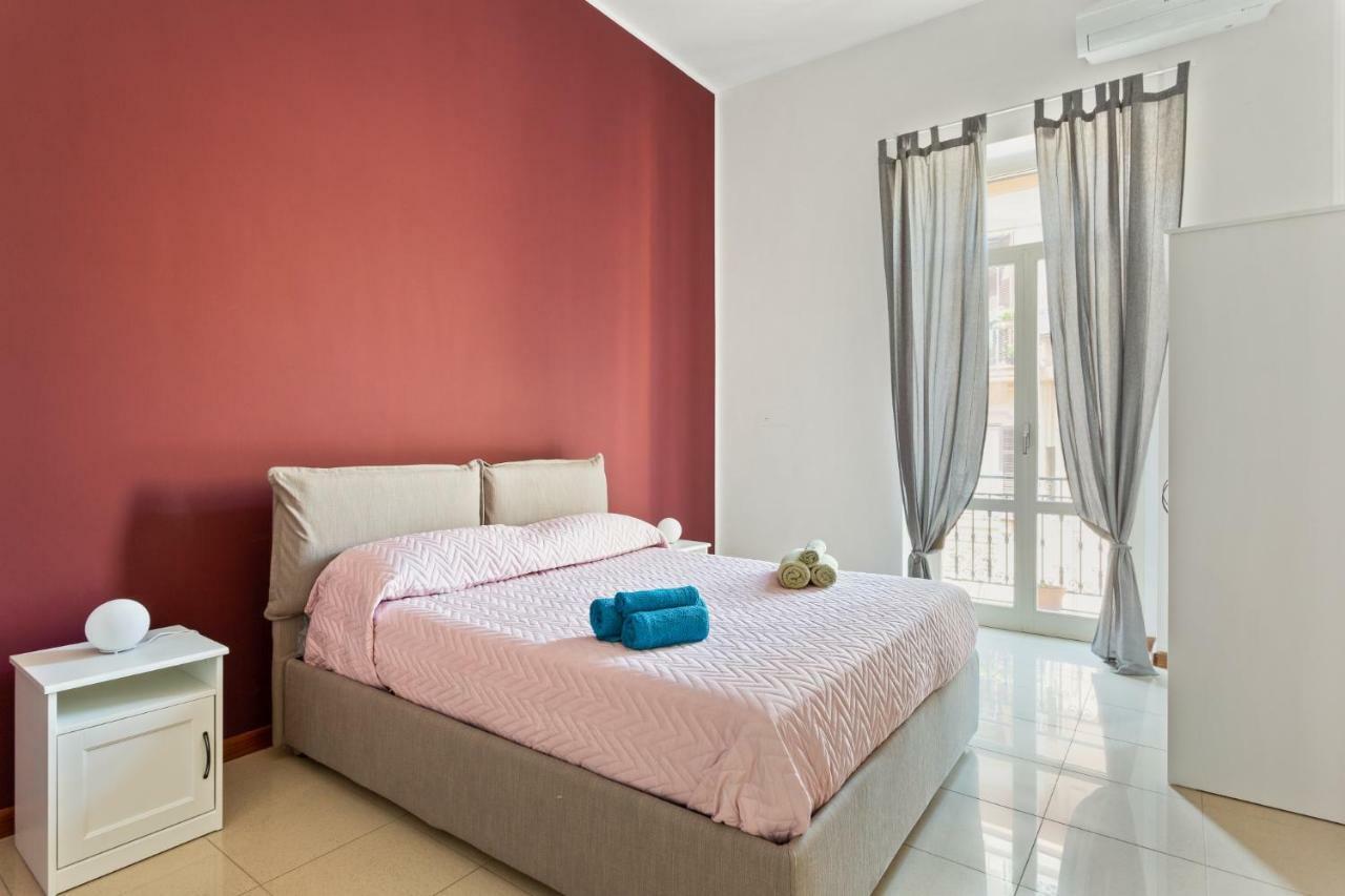 La Smorfia Napoli Apartment Екстериор снимка